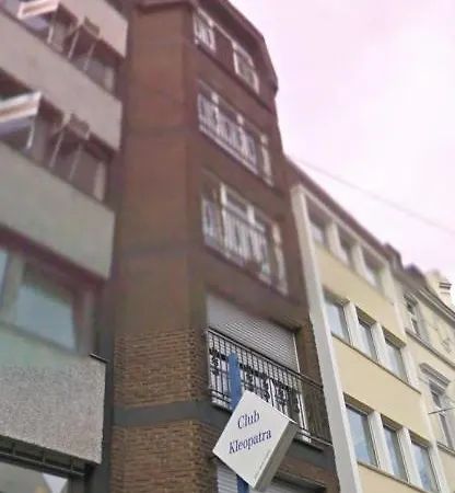 City Am Rhein 4 Apartment